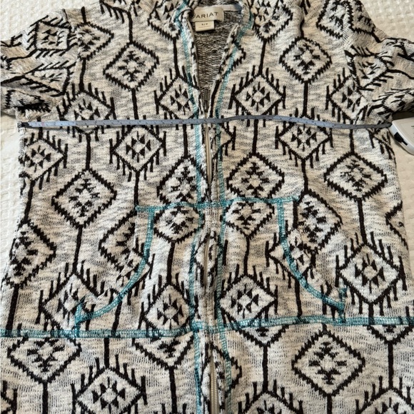 Woman’s Ariat zip-up hooded knit top, size small - Picture 6 of 7